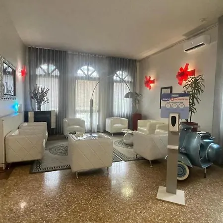 Hotel Momi's