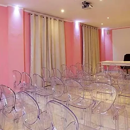 Hotel Momi's