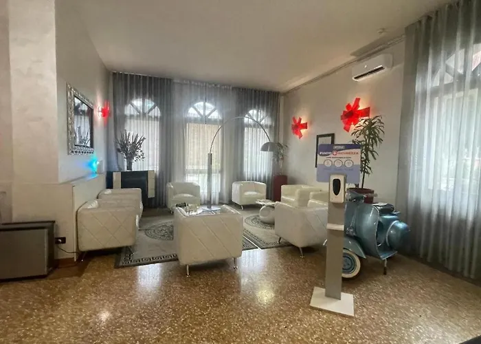 Hotel Momi's